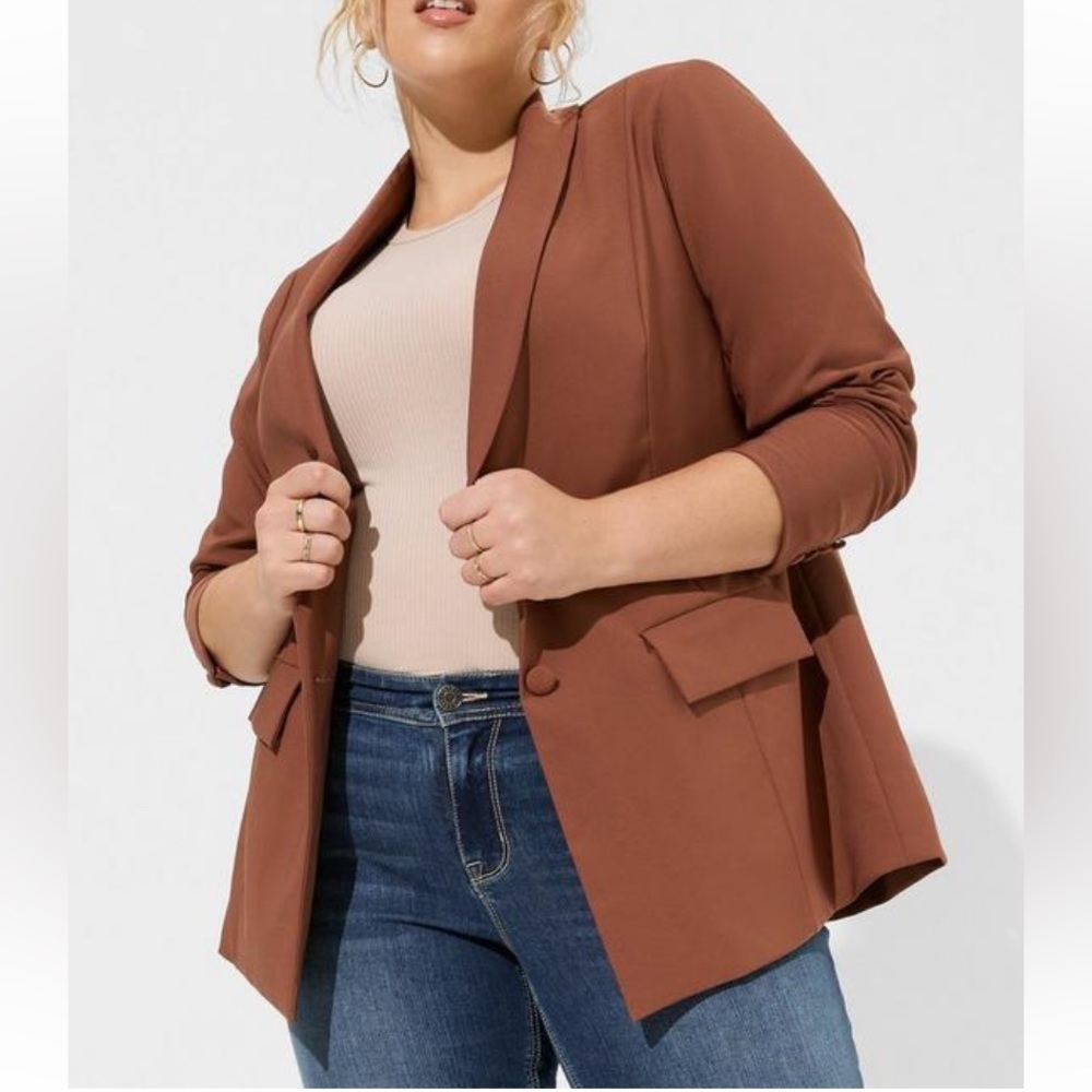Torrid Soho Studio Refined Crepe Blazer